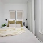 アパート Elegant With Parking & Balcony In The Centre By Renters Prestige